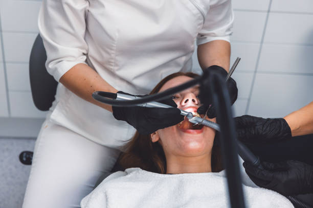 Best Emergency Dentist for Knocked-Out Tooth in Long Grove, IA